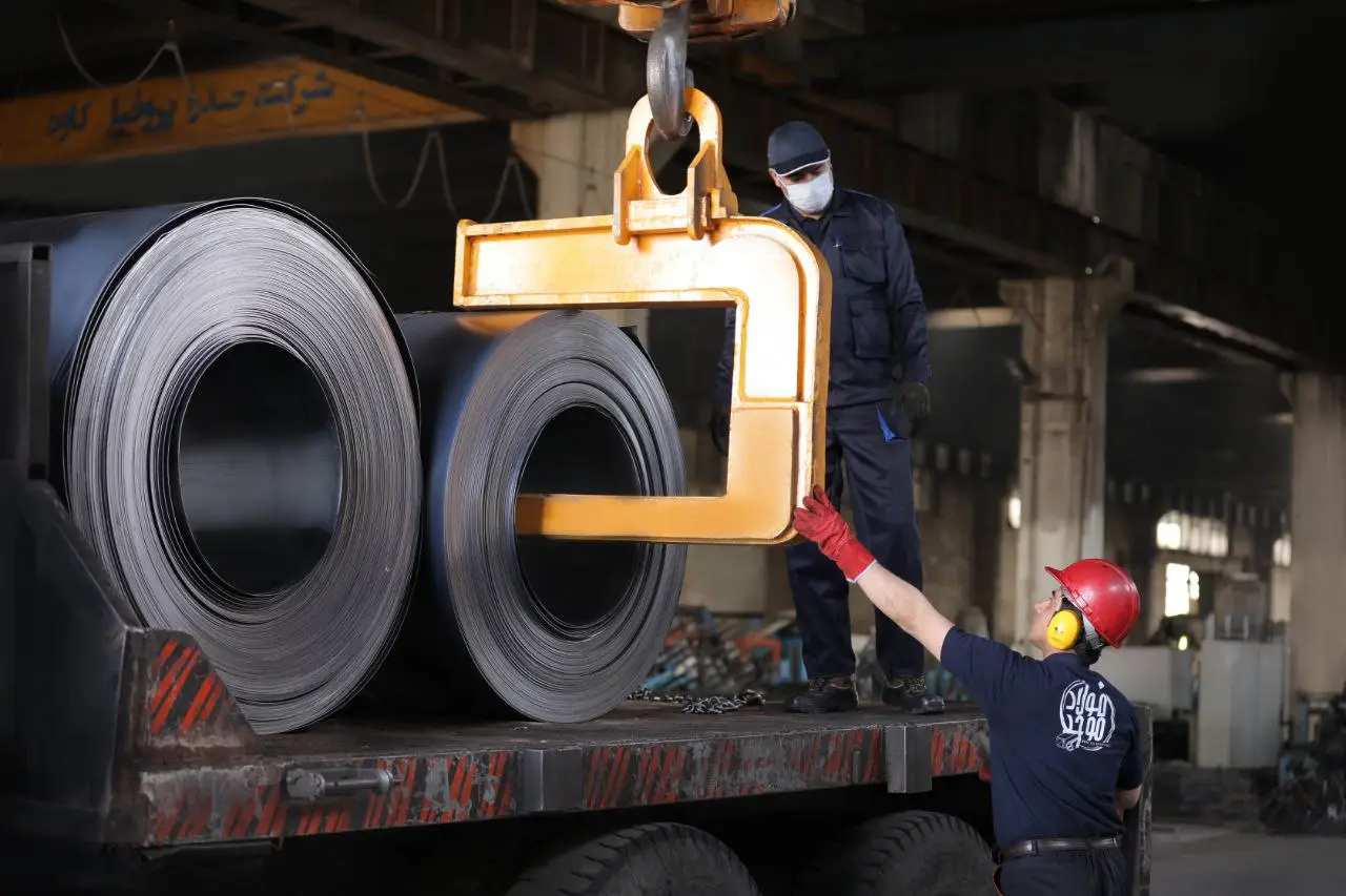 ثبت تصاویر حرفه‌ای عکاسی صنعتی در کارخانه فولاد موحد