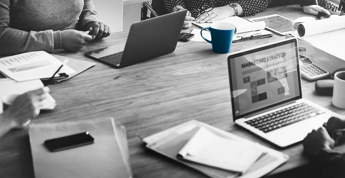 مشاوره تخصصی در زمینه تبلیغات و بازاریابی