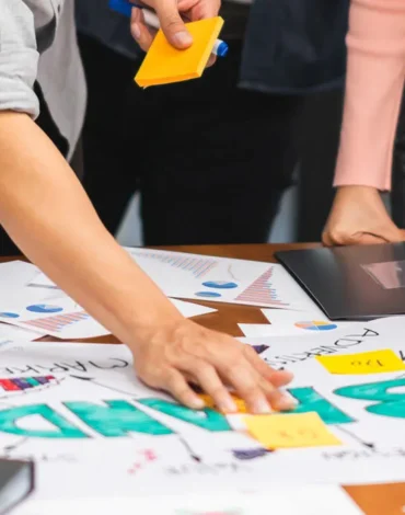 بررسی اشتباهات متداول در ساخت برند